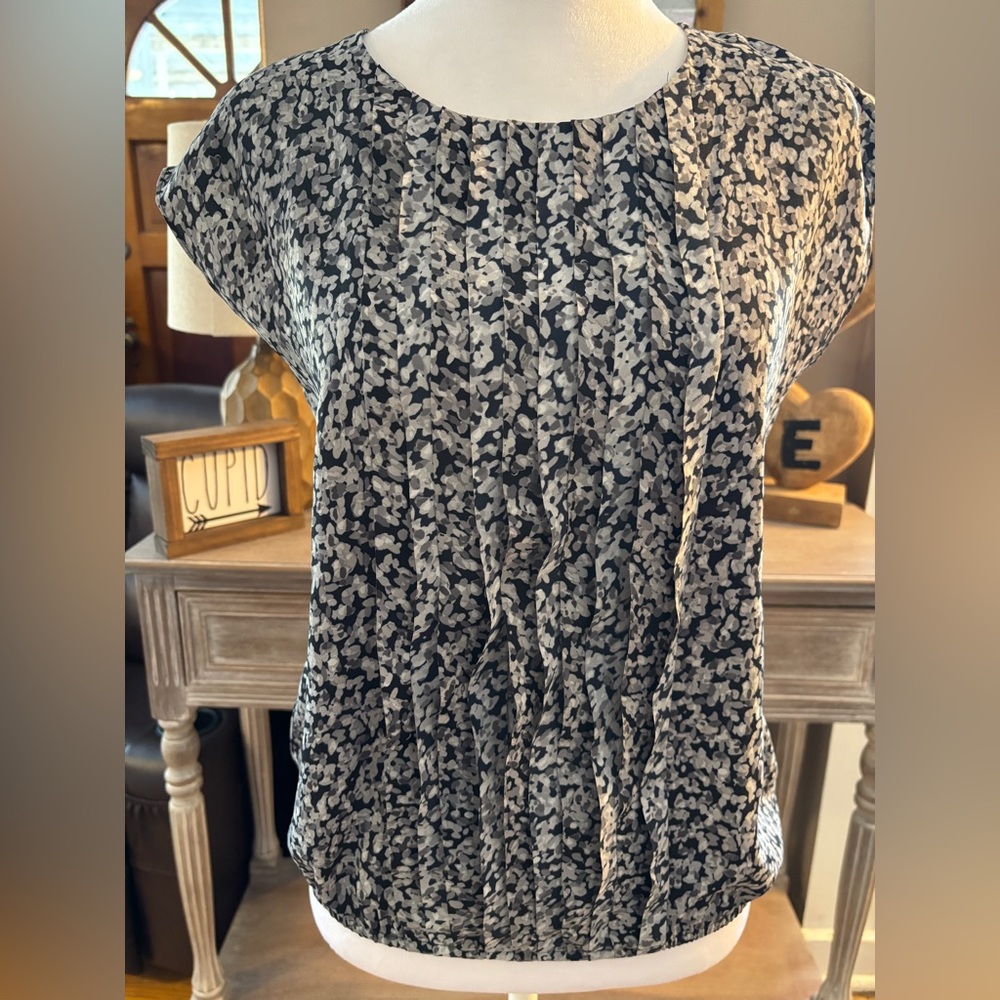 Loft Ruffle Front Blouse - Picture 2 of 7